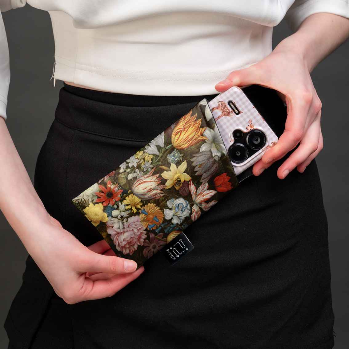 Akinių dėklas Ambrosius Bosschaert „Still Life Of Flowers In A Wan-Li Vase