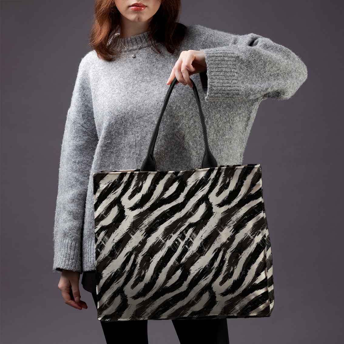 Rankinė Classy „Zebras