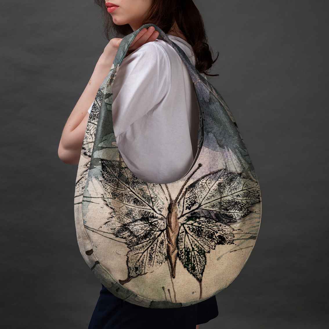 Menulio rankinė Theresa Van Cherry „Nr.3