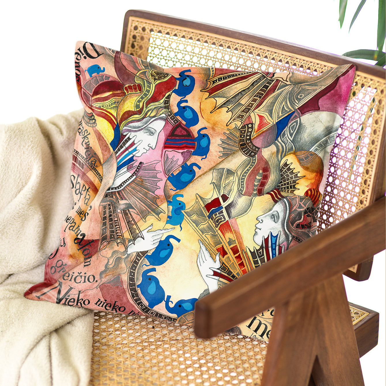 Dekoratyvinė pagalvėlė Aušra Čapskytė Dramblių kelionė, priekis, Lietuvos menininkų kolekcija,stilingi namų interjero detalės aksesuarai