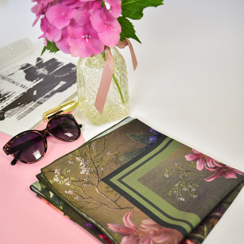 Skarelė Gregorius van Os „Still Life with flowers in a Greek vase