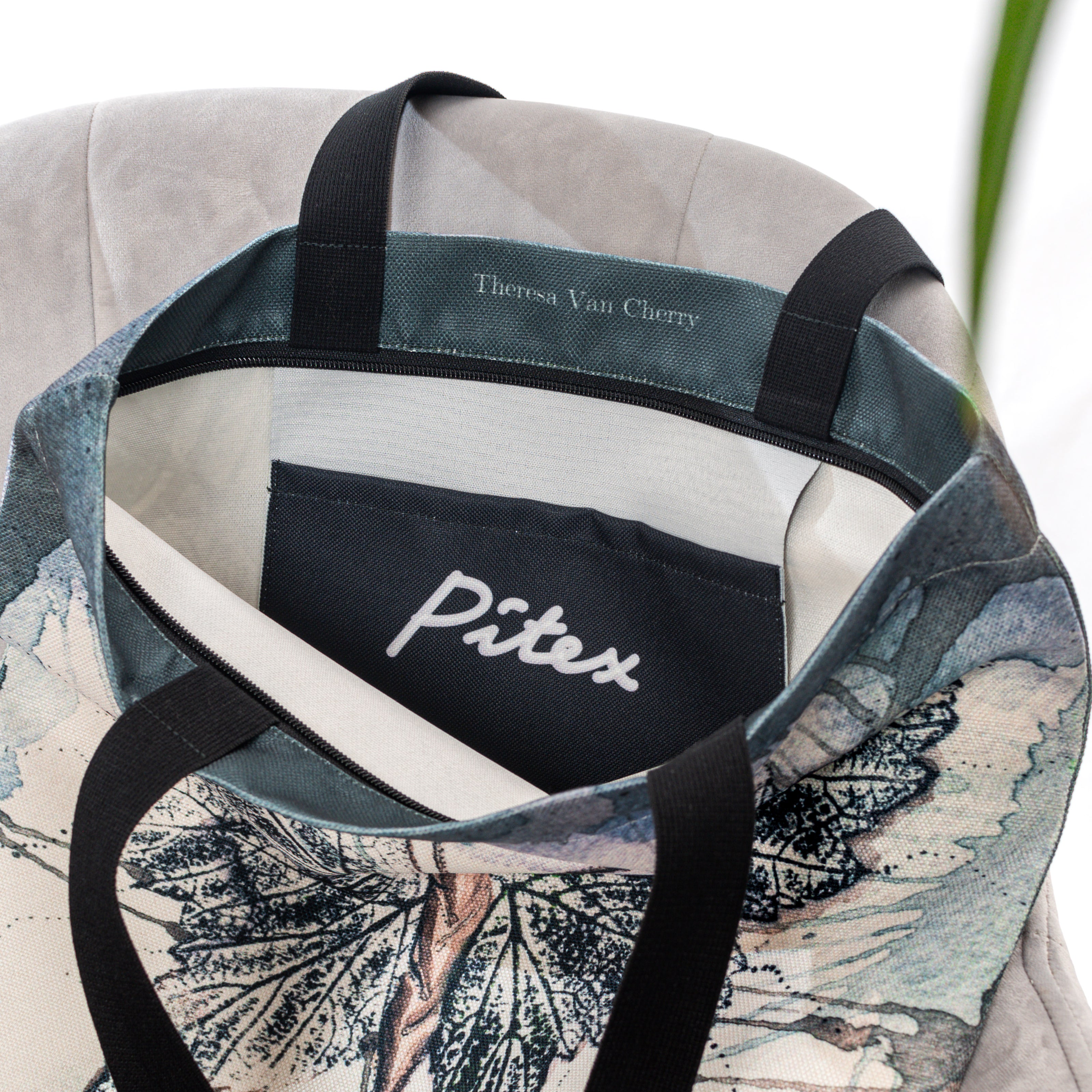 Pirkinių krepšys Theresa Van Cherry „Nr.3