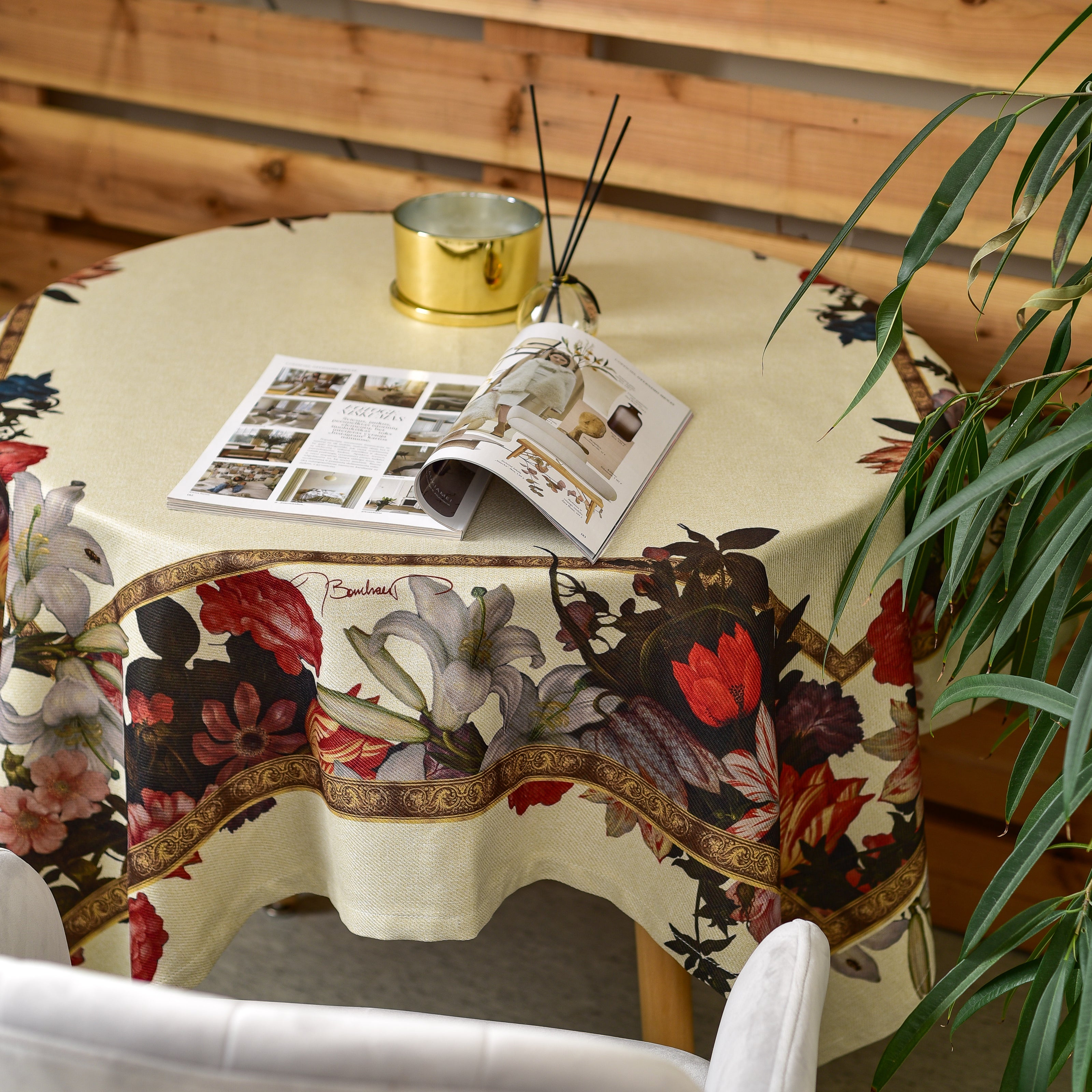 Staltiesė iš perdirbto audinio Ambrosius Bosschaert „Still-Life of Flowers