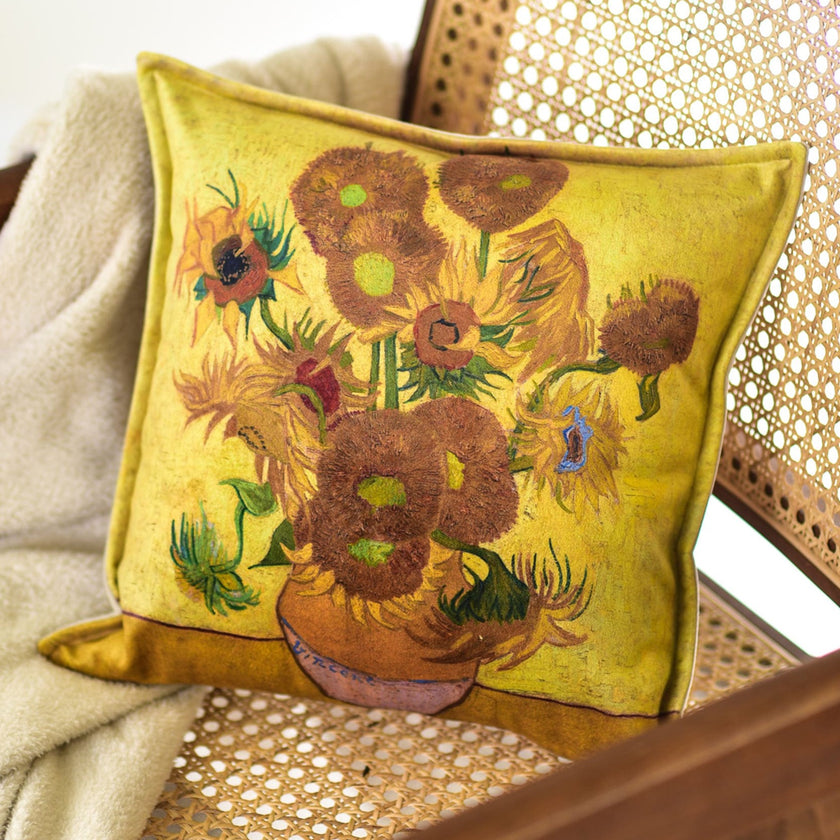 Dekoratyvinė pagalvėlė Vincent van Gogh „Sunflowers