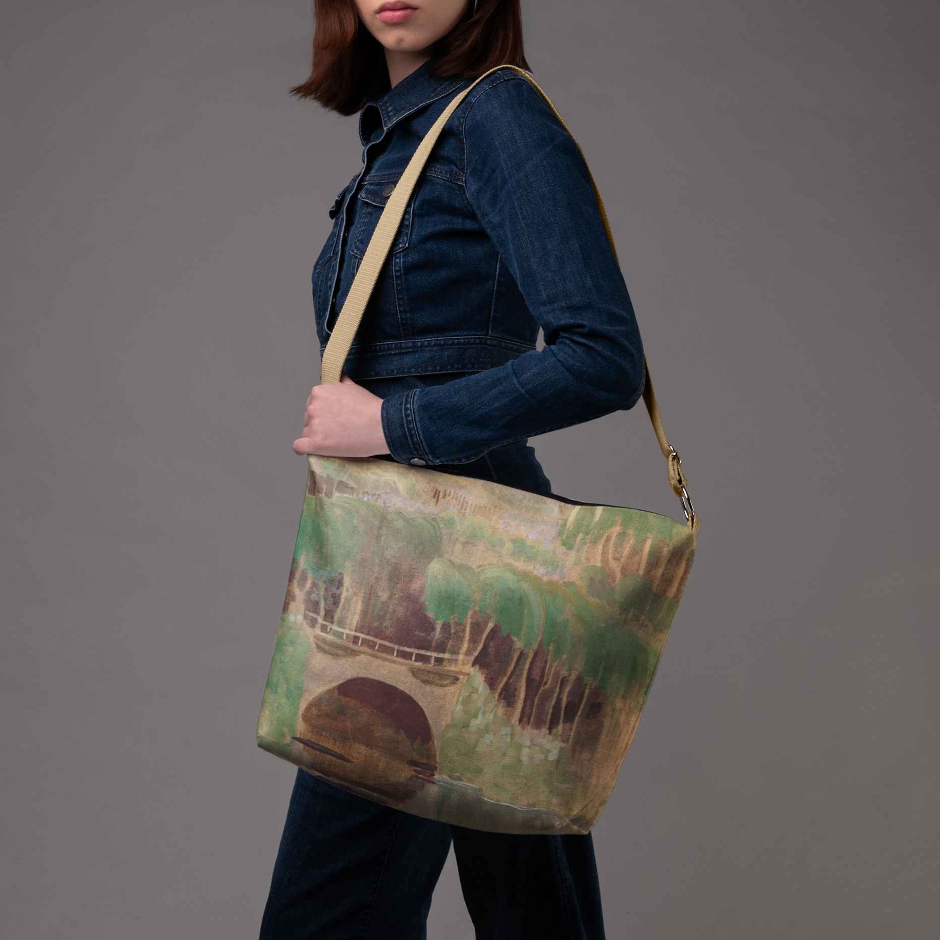 <tc>Bucket bag M. K. Čiurlionis "Fairytale of Kings"</tc>