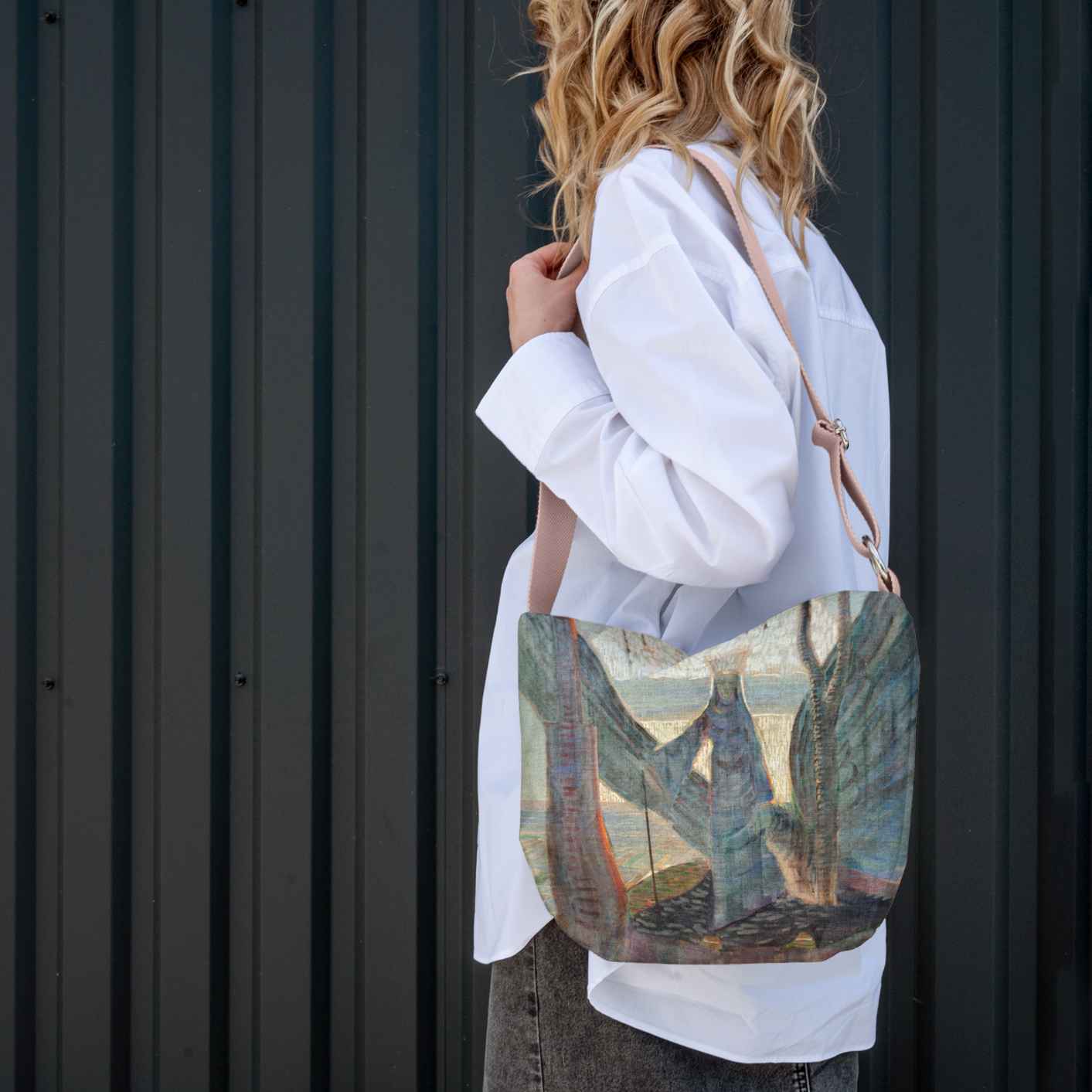 <tc>Bucket bag M. K. Čiurlionis "Fairytale of Kings"</tc>