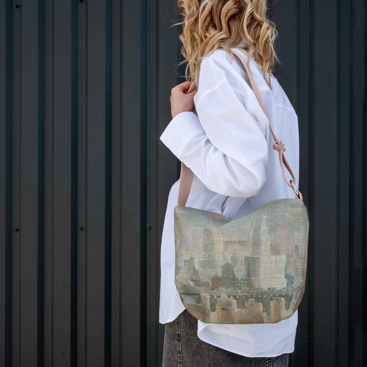 <tc>Bucket bag M. K. Čiurlionis "Fairytale of Kings"</tc>