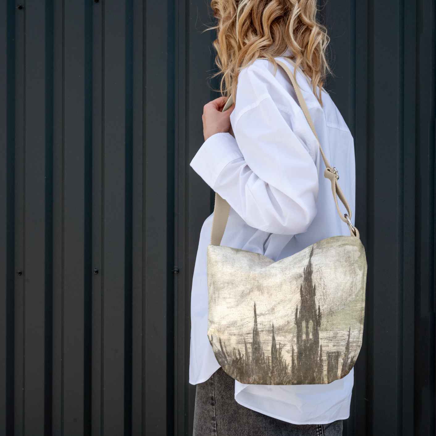 <tc>Bucket bag M. K. Čiurlionis "Fairytale of Kings"</tc>