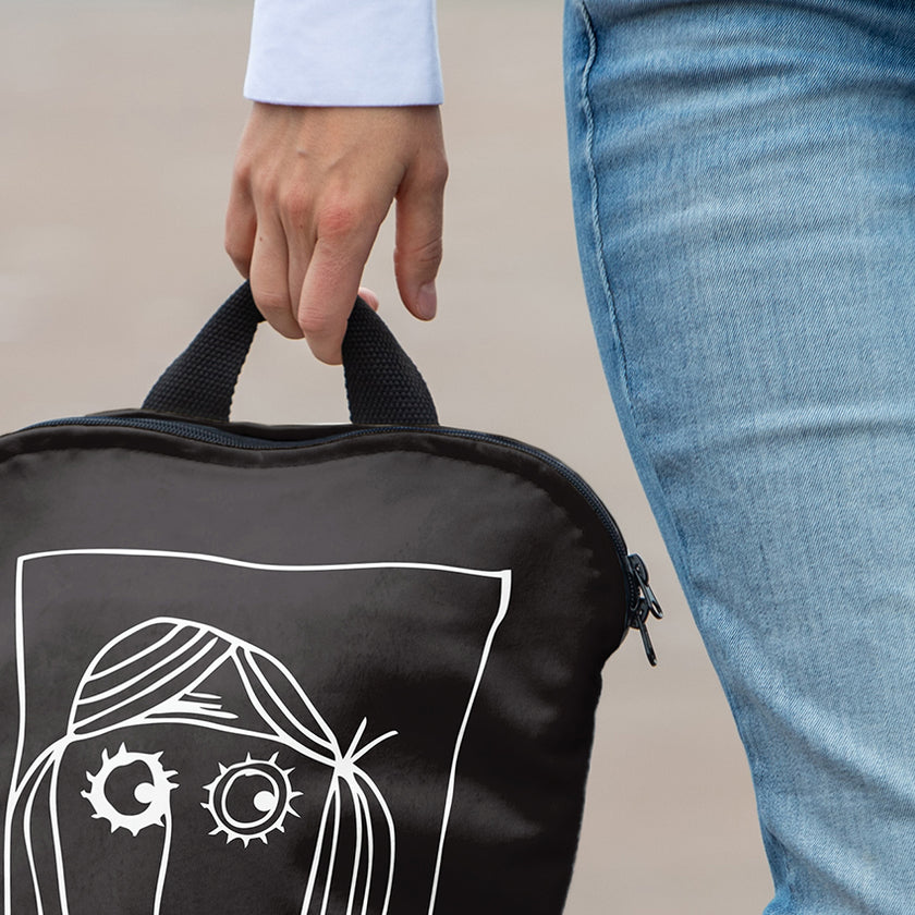 Kuprinė No. 1 Inesa Dūdėnaitė „Hipis