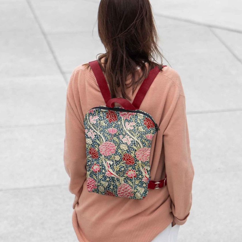 Kuprinė No. 1 William Morris „Cray