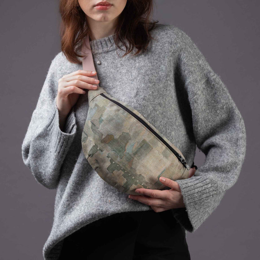 Juosmens rankinė No. 2 M. K. Čiurlionis „Miestas