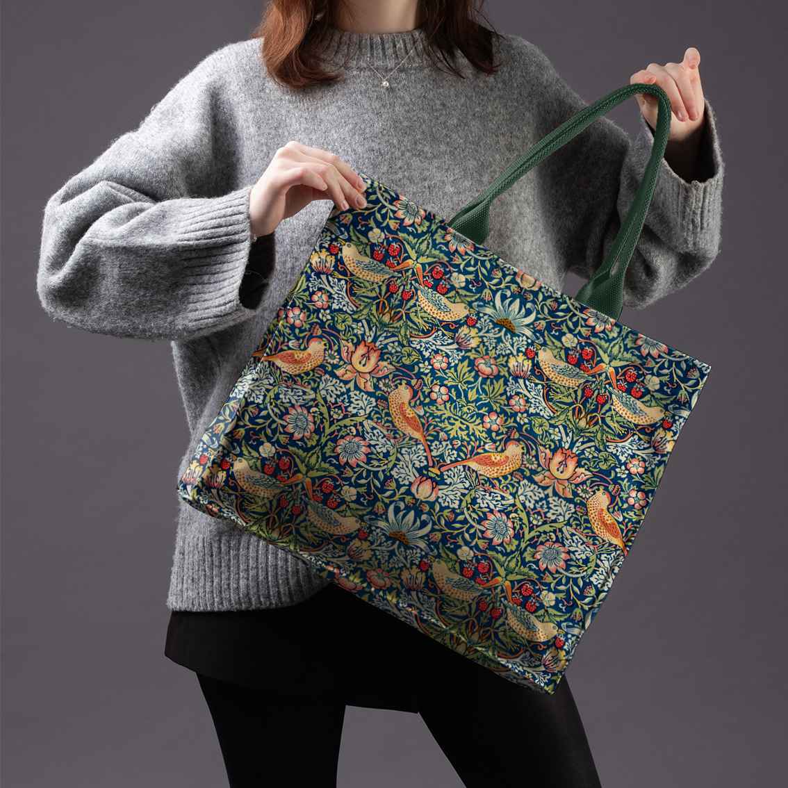 Rankinė William Morris „Strawberry Thief