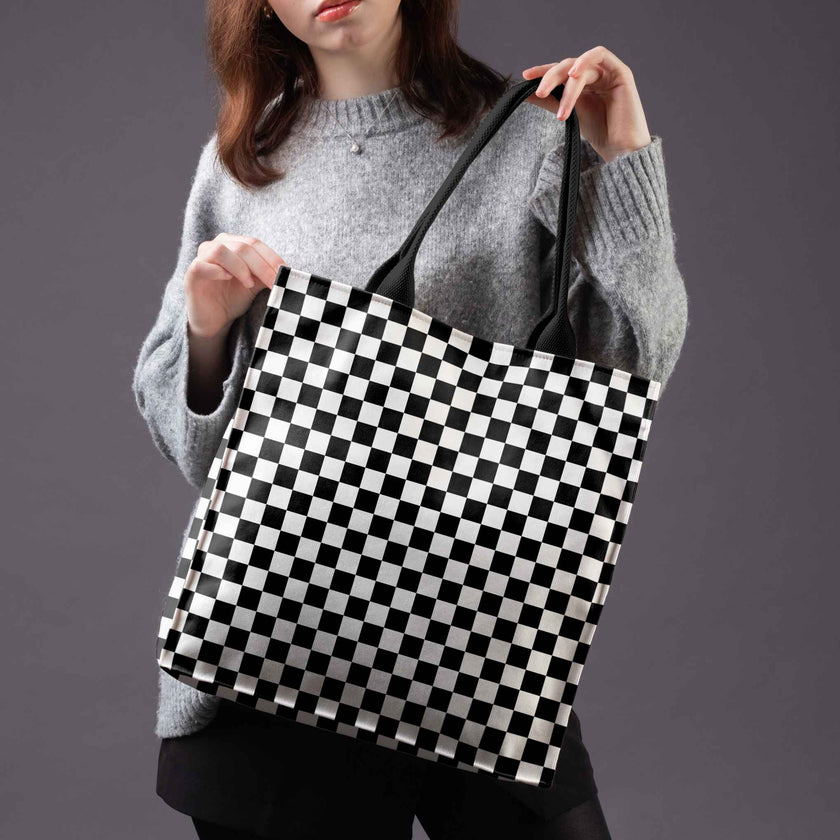 Rankinė Classy „Checkerboard