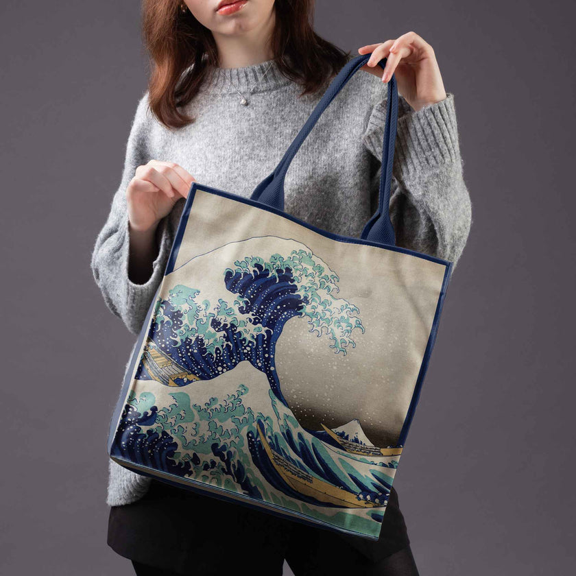 Rankinė Katsushika Hokusai „Didžioji Kanagavos banga