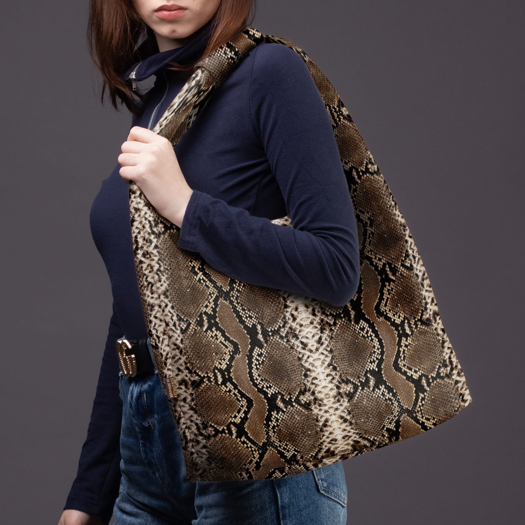 <tc>May bag Premium Classy "Anaconda"</tc>