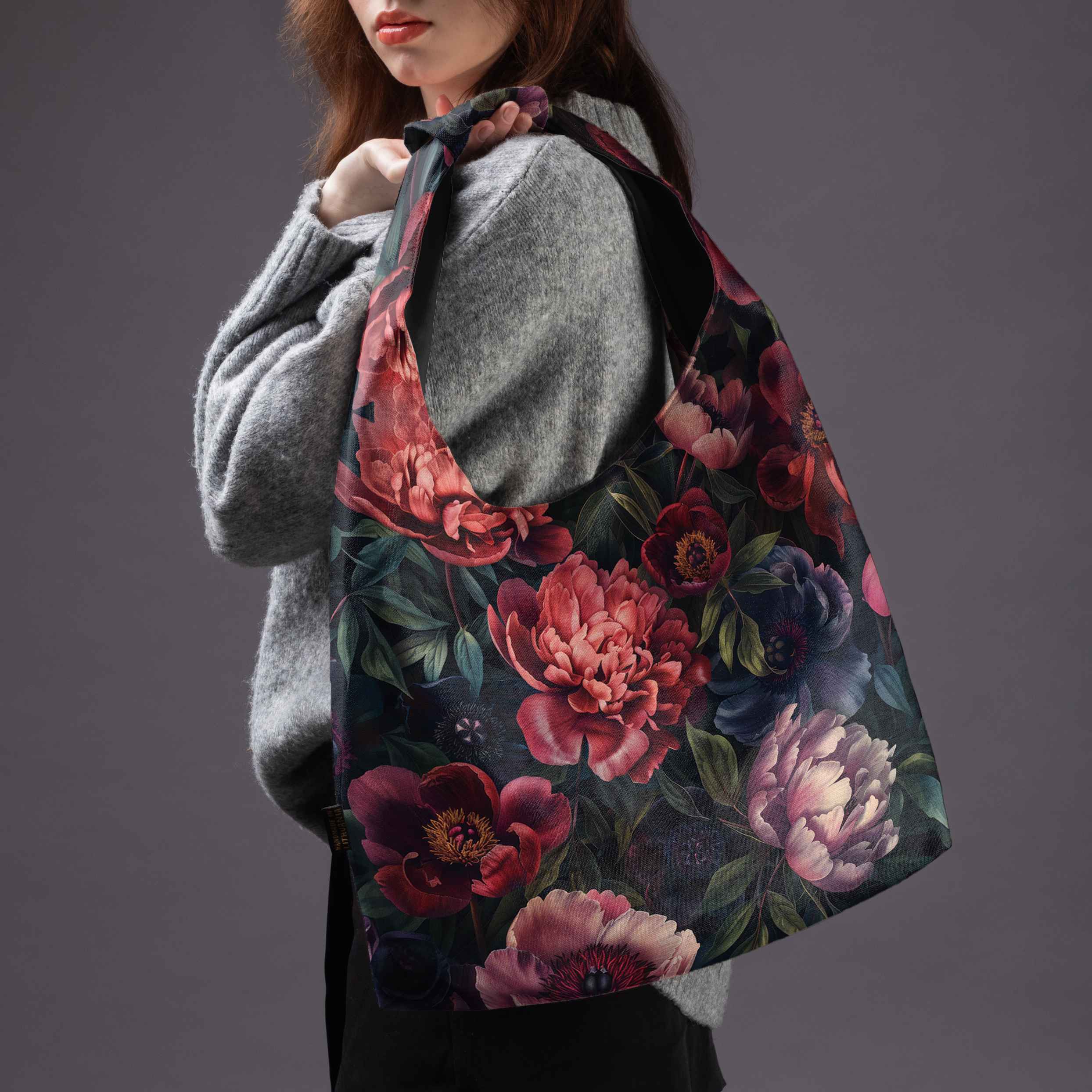 <tc>May bag Premium Imagine "Night of Peonies"</tc>