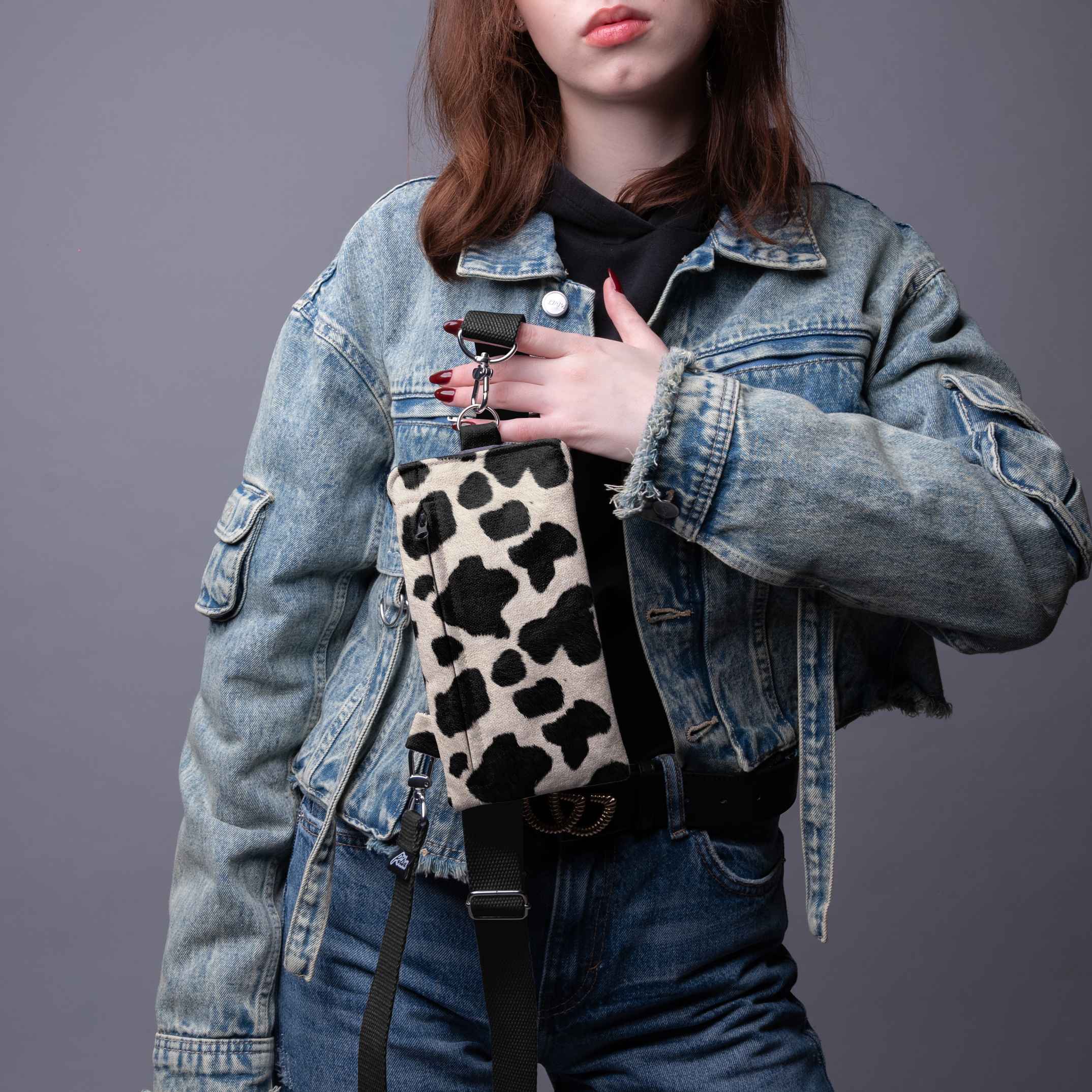 Penkta kišenė Classy „Karvės raštas