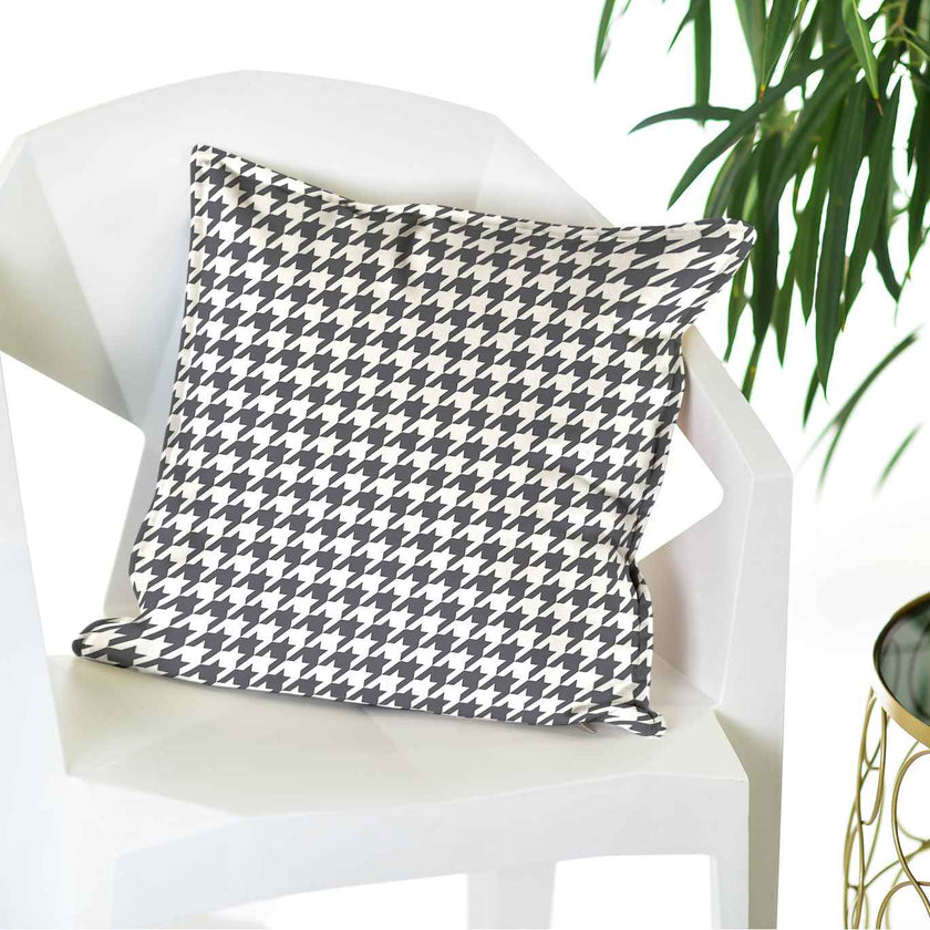 Dekoratyvinė pagalvėlė Classy „Pied-de-poule