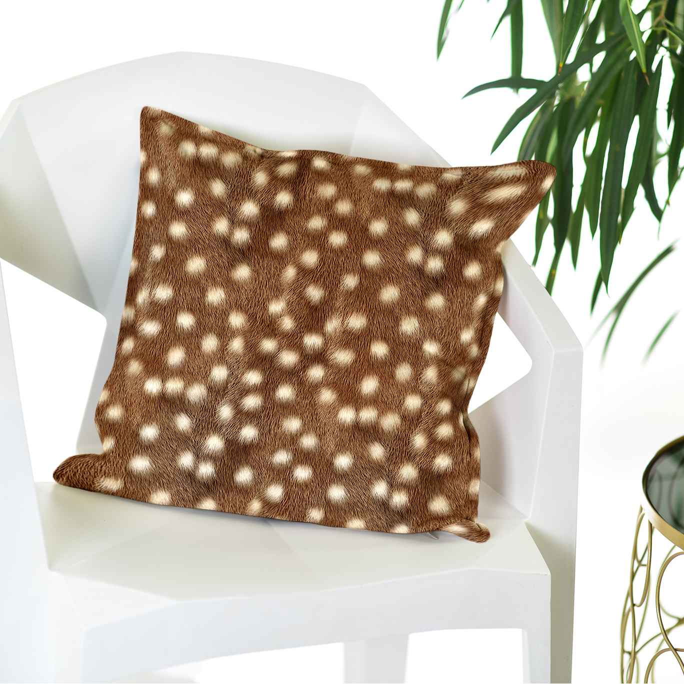 Dekoratyvinė pagalvėlė Classy „Elnio raštas