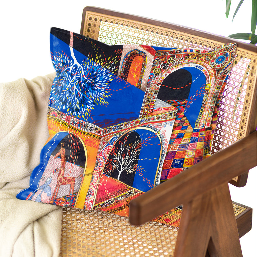 Dekoratyvinė pagalvėlė Aušra Čapskytė Oranžinis miestas, priekis, Lietuvos menininkų kolekcija,stilingi namų interjėro detalės aksesuarai