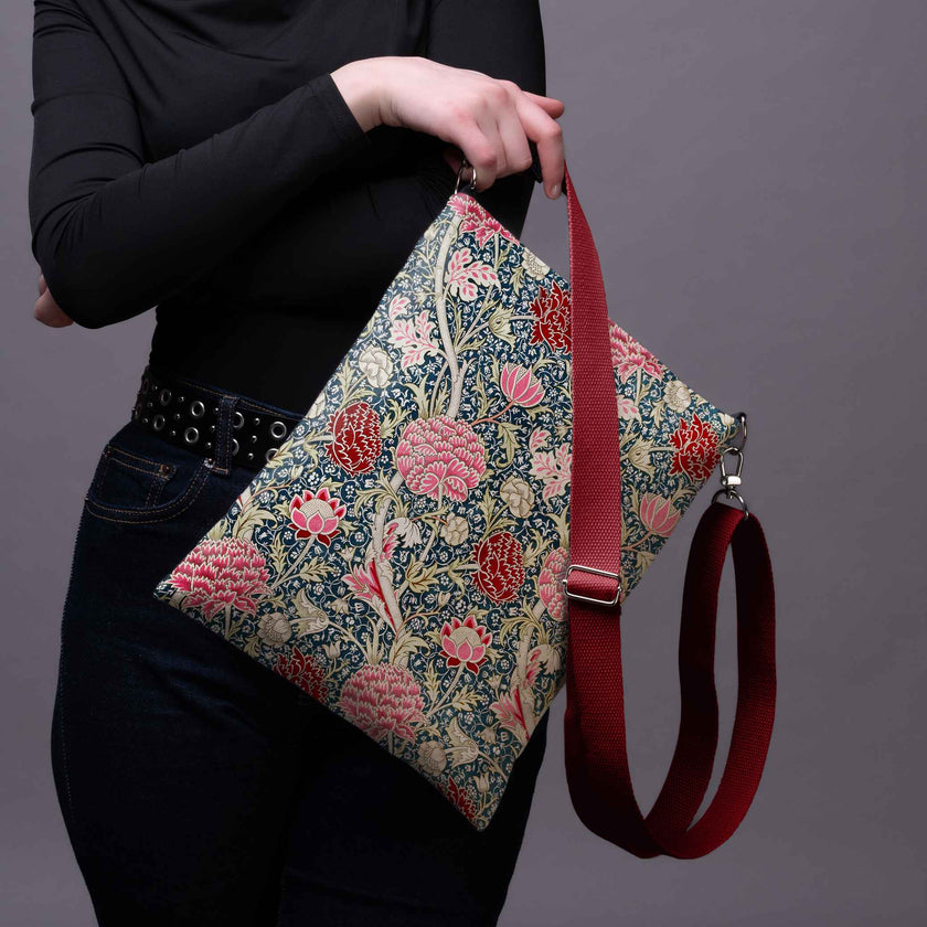 Rankinė per petį William Morris „Cray