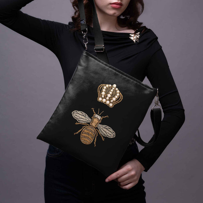 Rankinė per petį Classy  „Auksinė bitė