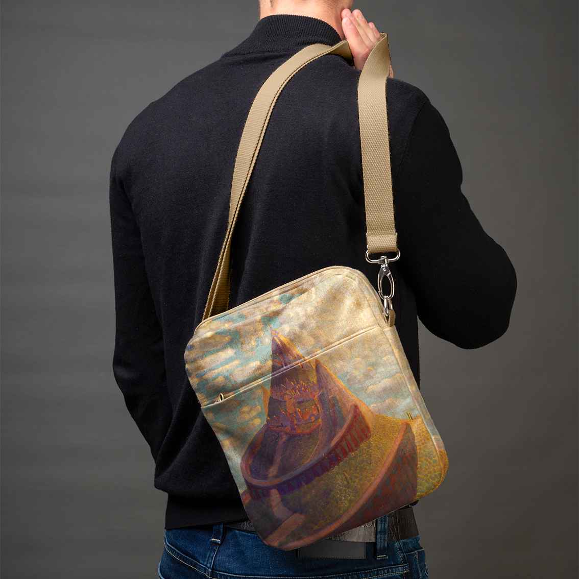 Vyriška rankinė per petį premium M. K. Čiurlionis „Pilies pasaka“