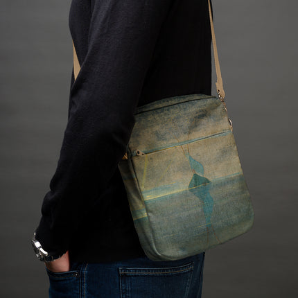 Vyriška rankinė per petį premium M. K. Čiurlionis „Saulė eina Ožiaragio ženklu“