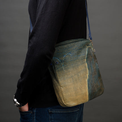 Vyriška rankinė per petį premium M. K. Čiurlionis „Saulė eina Avino ženklu“