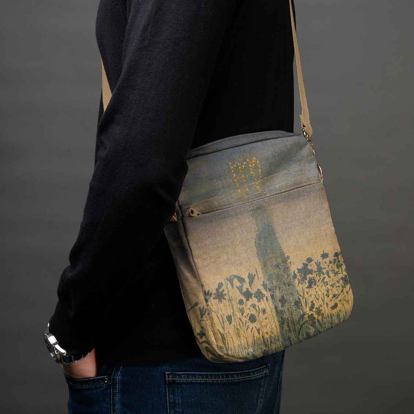 Vyriška rankinė per petį premium M. K. Čiurlionis „Saulė eina Mergelės ženklu“