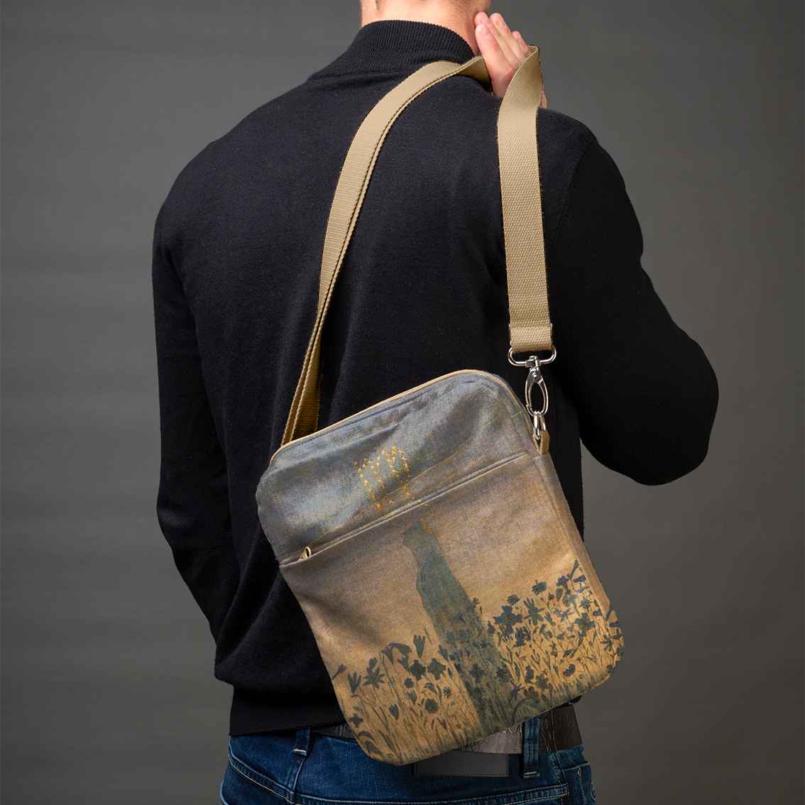 Vyriška rankinė per petį premium M. K. Čiurlionis „Saulė eina Mergelės ženklu“