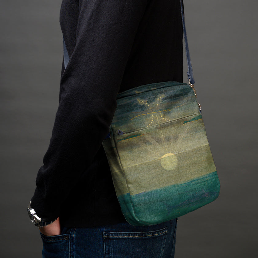 Vyriška rankinė per petį premium M. K. Čiurlionis „Saulė eina Žuvų ženklu“