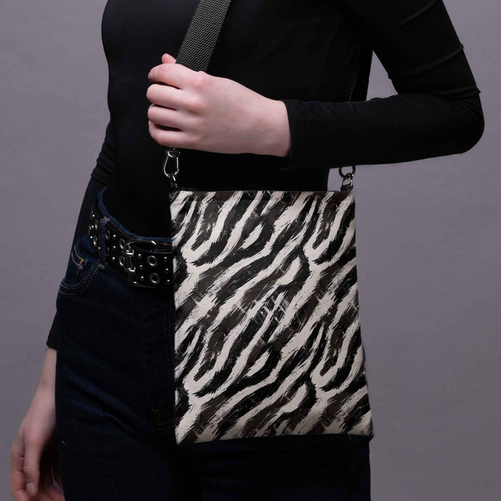 Rankinė per petį Classy „Zebras