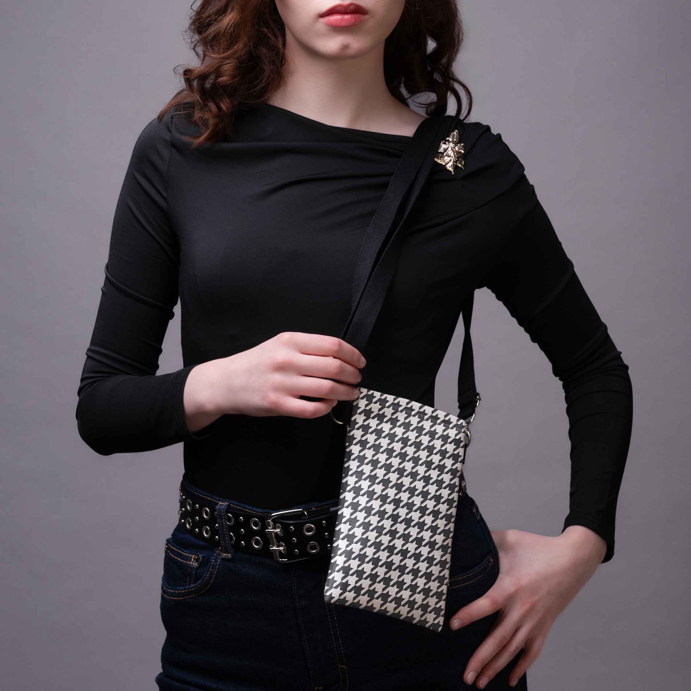 Classy Houndstooth Phone Bag