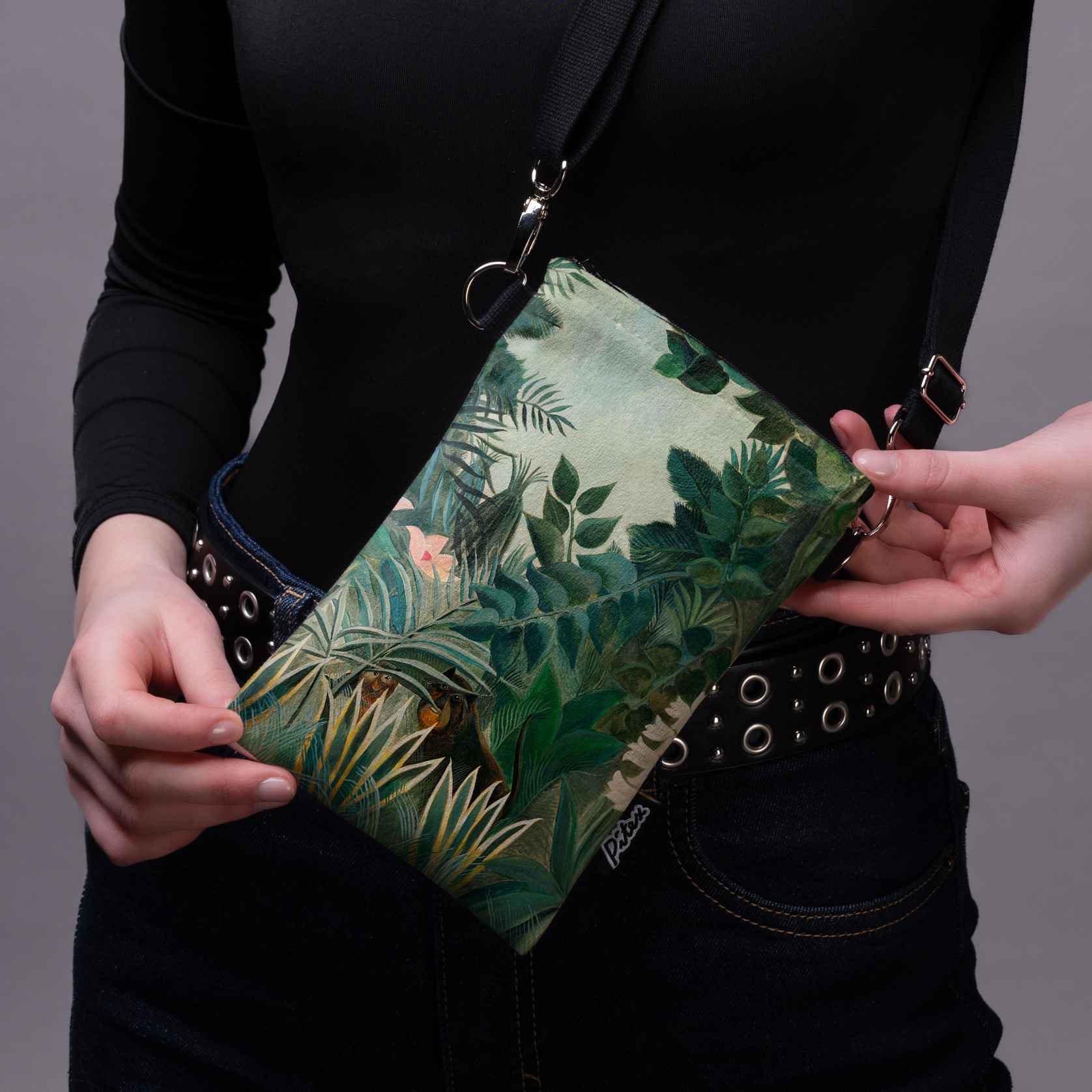 Phone bag Henri Rousseau "The Equatorial Jungle"