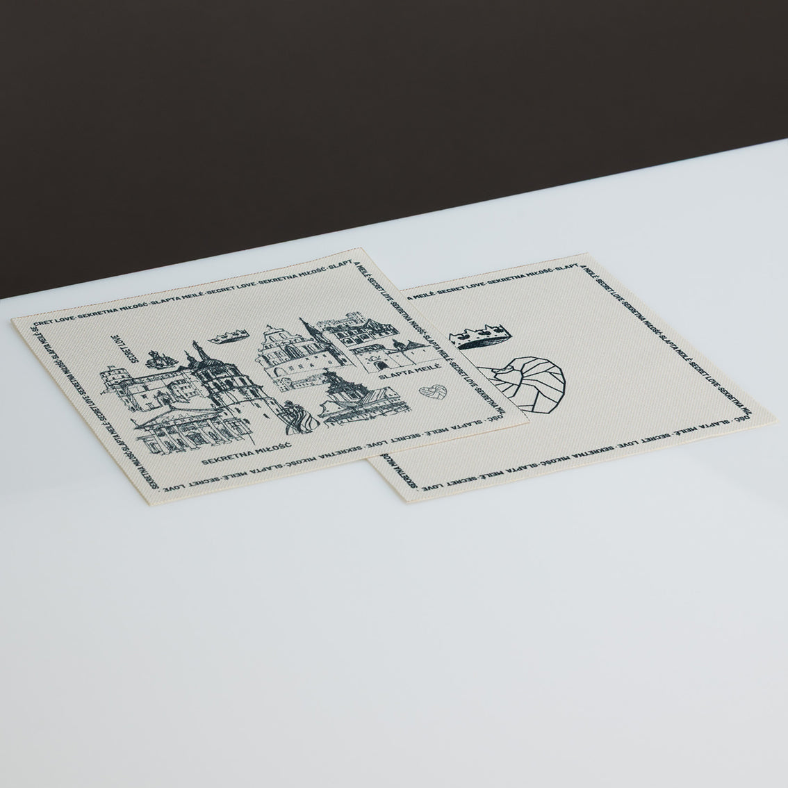 Stalo padėkliukai “Barboros ir Augusto istorijos žemėlapis” | balti | 6 vnt.