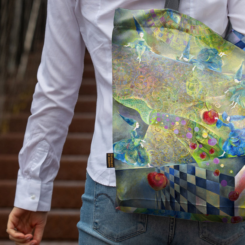 Pirkinių krepšys moterims Aušra Čapskytė Vyšnių uogienės diena, detalė, Lietuvos menininkų kolekcija, moteriški mados aksesuarai