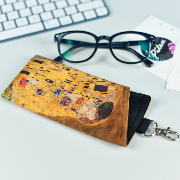 Glasses case Gustav Klimt "The Kiss"