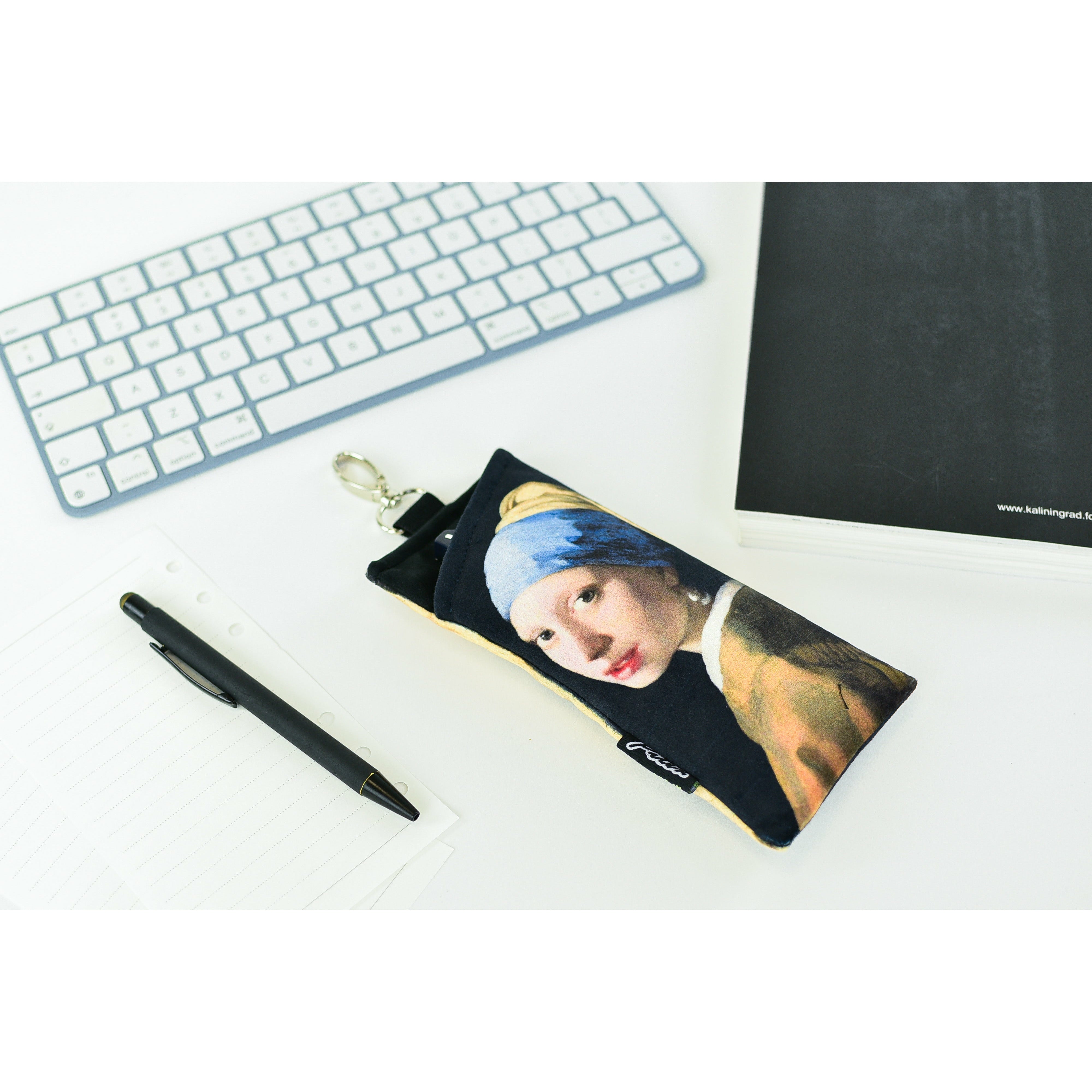 Glasses case Johannes Vermeer "Girl with a pearl Earring"