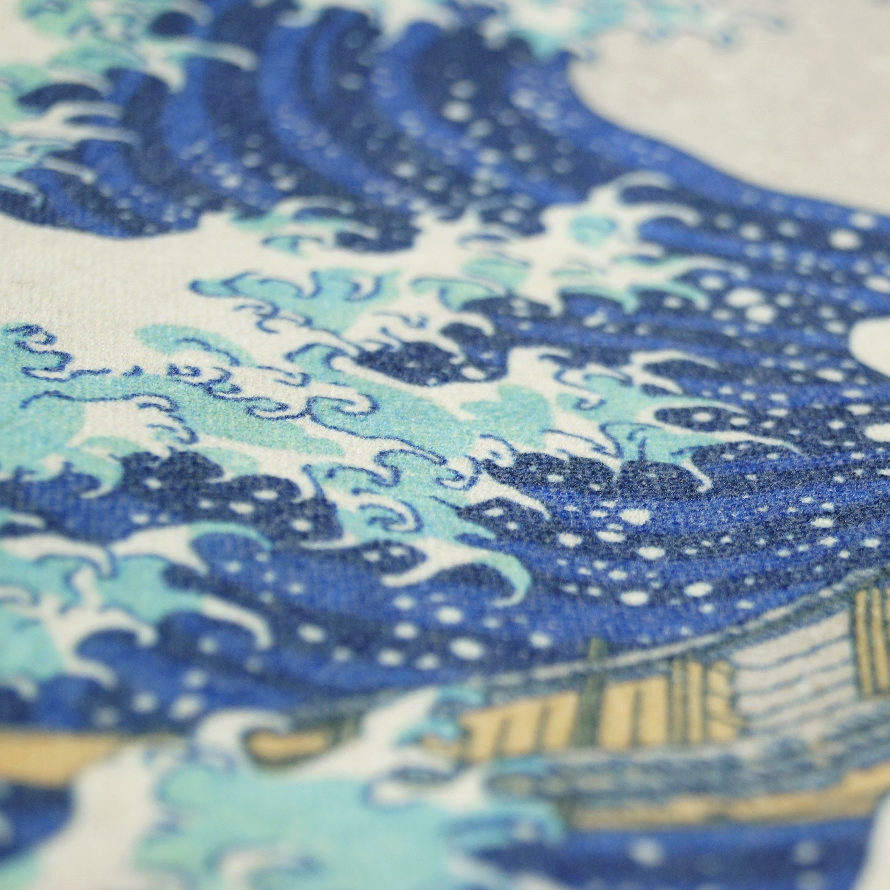 Rankinė Katsushika Hokusai "Didžioji Kanagavos banga"