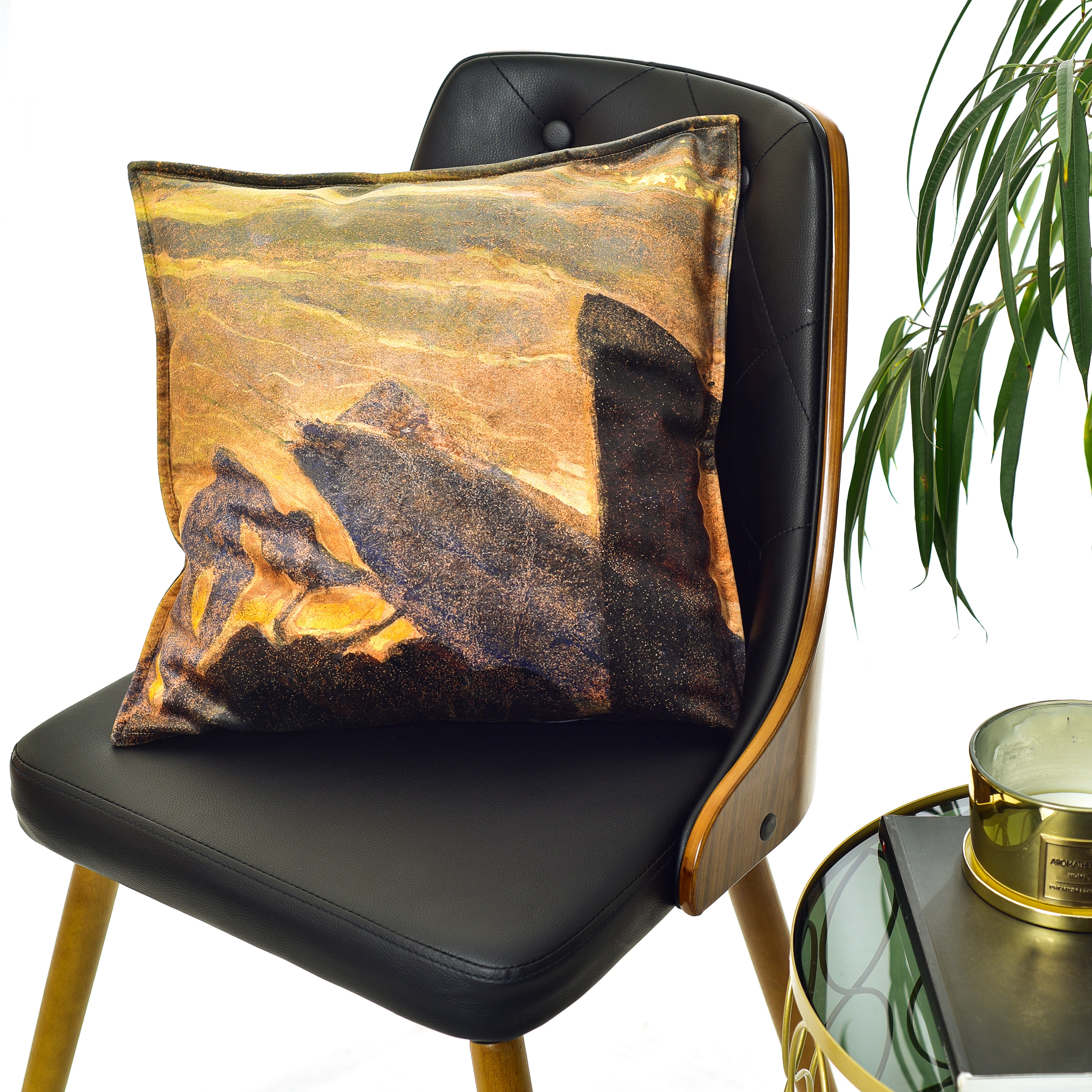 Decorative cushion M. K. Čiurlionis "The sun goes under the sign of Cancer"