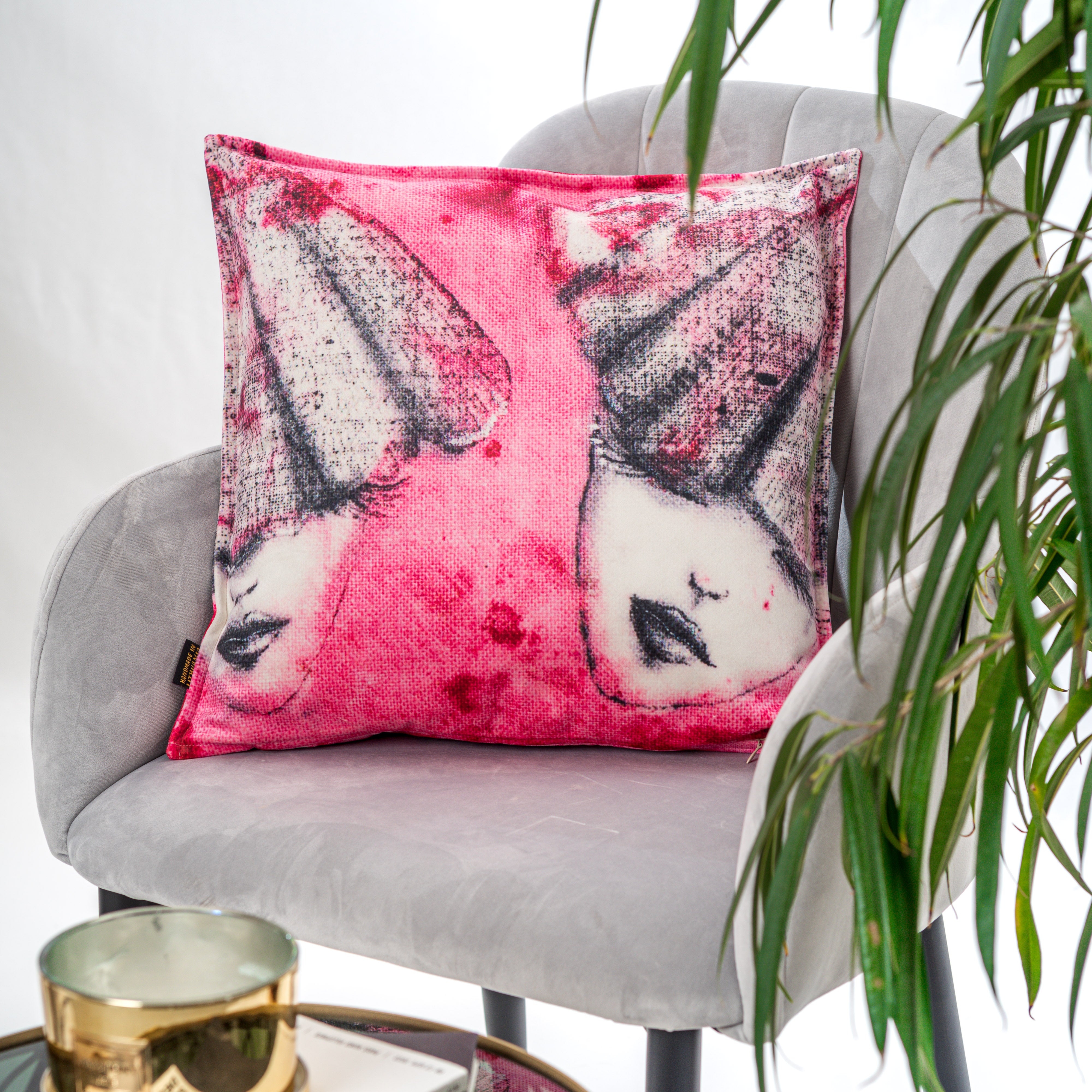 Decorative cushion Theresa Van Cherry "No.1"