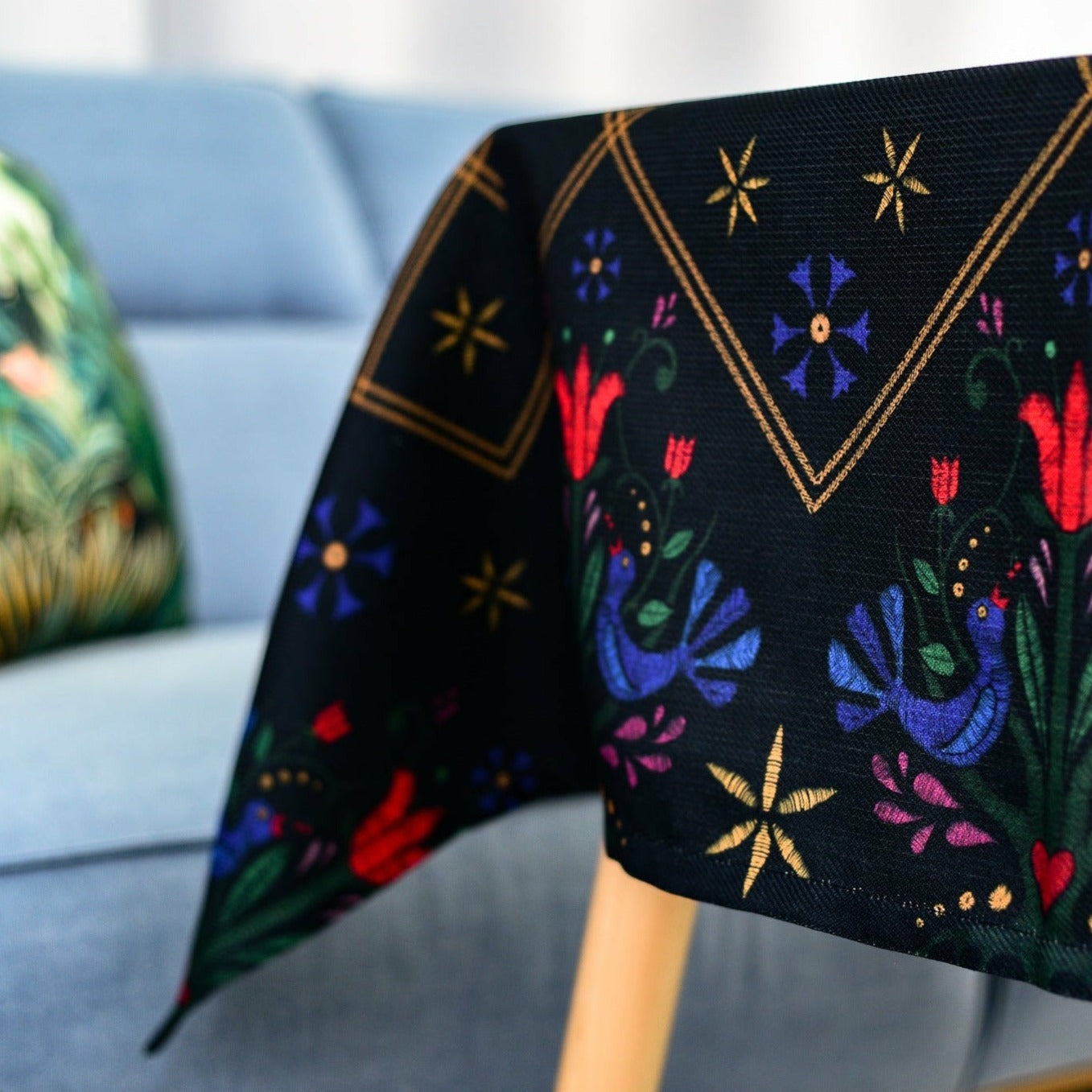 Tablecloth made of recycled fabric 