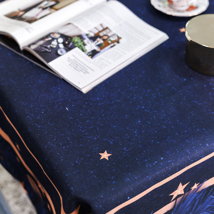 Tablecloth made of recycled fabric 