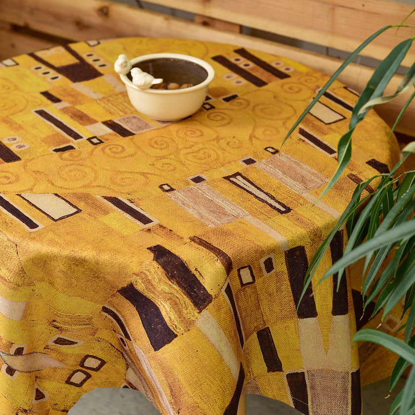 Staltiesė iš perdirbto audinio Gustav Klimt „The Kiss Pattern