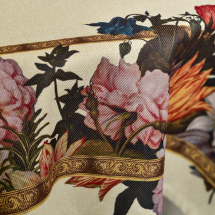 Tablecloth made of recycled fabric Ambrosius Bosschaert 